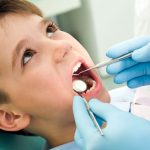 متخصص دندانپزشکی کودکان (اطفال) و نوجوانان